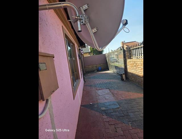 3 BEDROOM HOUSE FOR SALE IN PIMVILLE ZONE 4
